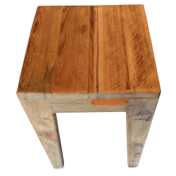 Tabouret en bois de palette
