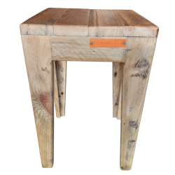 Tabouret en bois de palette